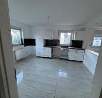 Mietwohnung in Schmelz – 120 m² mit Balkon & Stellplatz