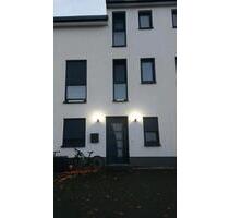 Haushälftevermietung - 1.500,00 EUR Kaltmiete, in Lehrte (PLZ: 31275)