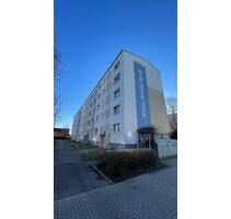Schöne 2 Zimmer-Wohnung mit EBK, Duschbad und Laminat zu mieten! - Schwerin Friedrichsthal