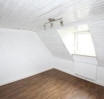 Schöne 2-Zi-Single-DG-Whg in Duissern, 4.OG! - Duisburg Duisburg-Mitte