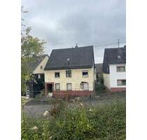 Renovierungsobjekt: Großes Haus mit Scheune & Garten- Ohne Makler - Hundsangen