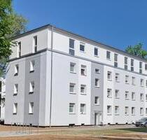 Erstbezug: Dachgeschoss 2-Zimmer-Wohnung mit großem Balkon in Bonn Plittersdorf