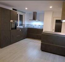 4 ZKB Etagenwohnung mit Balkon und Gartenmitnutzung - Rotenburg an der Fulda