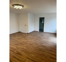 Attraktive 2-Zimmer Wohnung in 73230 Kirchheim u.T zu vermieten - Kirchheim unter Teck