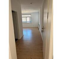 Wunderschöne 2 Zimmerwohnung GM-Bismarckplatz . 840 Euro warm. - Gummersbach
