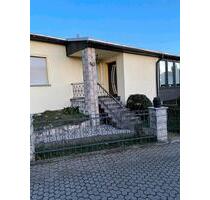 Einfamilienhaus - 170.000,00 EUR Kaufpreis, ca.  170,00 m² in Allstedt (PLZ: 06542)