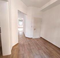1 ZKB Wohnung Erdgeschoss neu saniert mit Stellplatz - Michelstadt