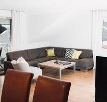 Helle 3-Zimmer-Dachgeschosswohnung mit Balkon in Steinhagen