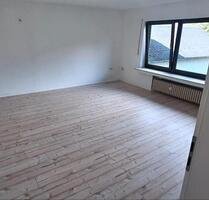 Bitzen 3-ZKB 75m² Wohnung - 475,00 EUR Kaltmiete, in Etzbach (PLZ: 57539)