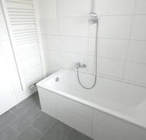 *** Gepflegte 2-Zi-Wohnung mit Loggia in beliebter Lage von Essen-Holsterhausen **