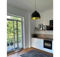 Herrlich sanierte Altbau Wohnung 1.OG, weitläufige Terrasse, MG - Mönchengladbach Süd