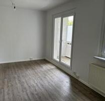 Kleine feine Erdgeschosswohnung mit 4 Zimmern! - Halle (Saale) Silberhöhe