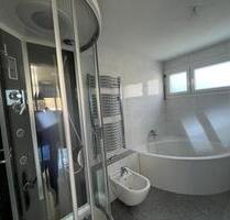 3-Zimmer-Wohnung kernsaniert und lichtdurchflutet in Esslingen - Esslingen am Neckar Brühl