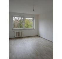 Modernisierte 3-Zimmer Wohnung mit Balkon in Sennestadt - Bielefeld
