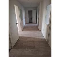 Sanierte Altbau-6-Raumwohnung für die Familie - Riesa
