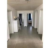 3 ZKBD 120 qm Grosse Fliesen Laminat Einbauküche - Schifferstadt