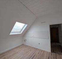 125qm Dachgeschosswohnung für die ganze Familie - Duisburg Hamborn