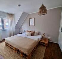 Anfragestopp! Sehr gepflegte 4-Zimmer-Wohnung mit Balkon in Leer - Leer (Ostfriesland)