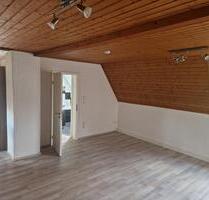 2 Zimmer Wohnung zu vermieten - 520,00 EUR Kaltmiete, ca.  53,00 m² in Uttenreuth (PLZ: 91080)