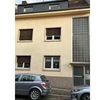 Sofort bezugsfrei:Renovierte 3-Zi.-Whg.m. Balkon in LU-Mundenheim - Ludwigshafen am Rhein