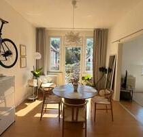 AB SOFORT! Lichtdurchflutete 4 ZKB mit Altbaucharme - Bielefeld Schildesche