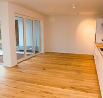 Neuwertige und helle 3ZKB-Wohnung mit moderner Einbauküche in ruhiger Lage - Homburg