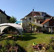 Zwangsversteigerung Doppelhaushälfte WF125m² 604m² Grundstück - Darmstadt Arheilgen