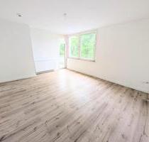 **Platz für die ganze Familie: -Balkon -modernes Tageslichtbad -Laminat -Raufasertapete** - Marl Alt-Marl