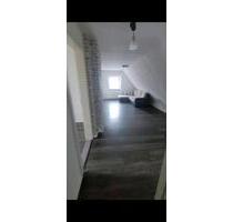 2,5 Zimmer DG-Wohnung in Langenhagen