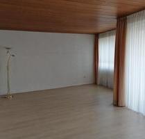 Attraktive helle 3-Zimmer Wohnung mit Balkon in der verkehrsgünstigen Lage mit Blick ins Grüne - Braunschweig