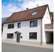 Charmantes Einfamilienhaus, Terasse, Carport - von Privat - Krautheim