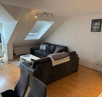 Attraktive und gepflegte 3-Raum-DG-Wohnung mit Balkon und EBK in - Donaueschingen
