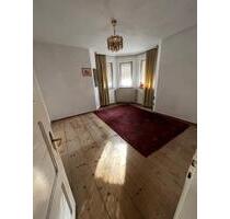 Vermiete 1-Zimmer in einer WG - 295,00 EUR Kaltmiete, in Straubing (PLZ: 94315)