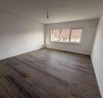 Kernsanierte 3,5-Zimmer Wohnung mit gehobener Ausstattung im Erstbezug mit neuesten Energiestandards - Römerberg