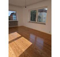 Charmante 3-Zimmer-Wohnung im 2. OG in der Wrangelstraße - Kiel Blücherplatz