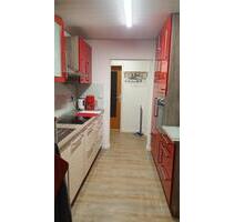 3 Zimmer, Küche, Bad, WC, Stellplatz - Ilsfeld