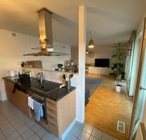 3-Zimmer-Wohnung mit Wintergarten & Balkon - Unterschleißheim