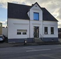 Haus Mehrfamilienhaus - 385.000,00 EUR Kaufpreis, in Enger (PLZ: 32130)