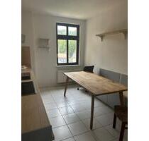 Geräumige 3-Raum Wohnung mit Einbauküche und 2 Bäder - Sonneberg