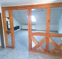 Dachgeschosswohnung - 550,00 EUR Kaltmiete, in Burghaslach (PLZ: 96152)