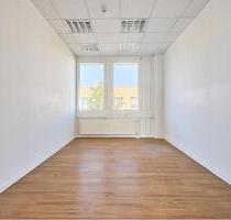 Sofort startklar: Renoviertes Kleinbüro in Potsdam mit Internet & Telefonie