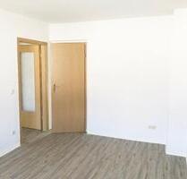 *** GÜNSTIGE 3-RAUMWOHNUNG MIT TAGESLICHTBAD UND WANNE *** zu vermieten - Zeithain