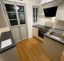 Zentrale 2.5 Zimmer Wohnung in Nürnberg mit Anmeldung & Balkon