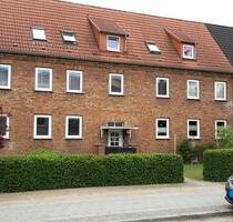 Vermiete schöne 2-Raum-Wohnung im Vogelviertel - Neubrandenburg Datzeberg
