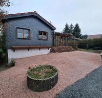 FerienhausMehrfamilienhaus mit Einliegerwohnung zu verkaufen - Dahnen