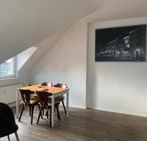 2 Zimmer Wohnung möbliert Innenstadt, Warmmiete - Freiburg im Breisgau