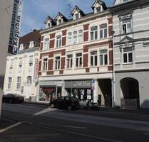 4-ZÍ-WOHNUNG MIT ZUSÄTZLICHEM DACHGESCHOSS,(ca.190m²)IN SG-OHLIGS - Solingen