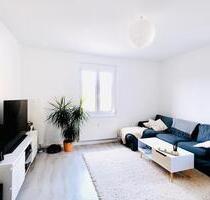 *ERSTBEZUG NACH SANIERUNG* Sonnige 3-Zimmer-Wohnung mit Einbauküche am Stadtoval in Aalen