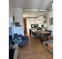 Helle 2-Zimmer-Wohnung mit Balkon, moderner EBK & attraktivem Bad - Wiesbaden Südost