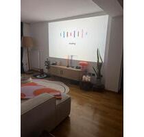 Helle, möbilierte Wohnung mit Balkon - kurzfristige Zwischenmiete - Augsburg Innenstadt
